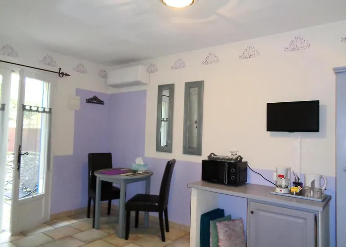 Clos Des Lavandes - Chambres Et Suites De Charme Climatisees-Luberon